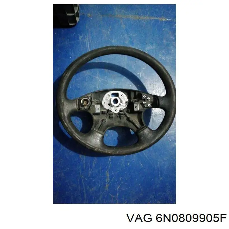 Люк б/бака Volkswagen Polo III хетчбек (6N2) (1999 - 2001) ціна, від 13.68 USD