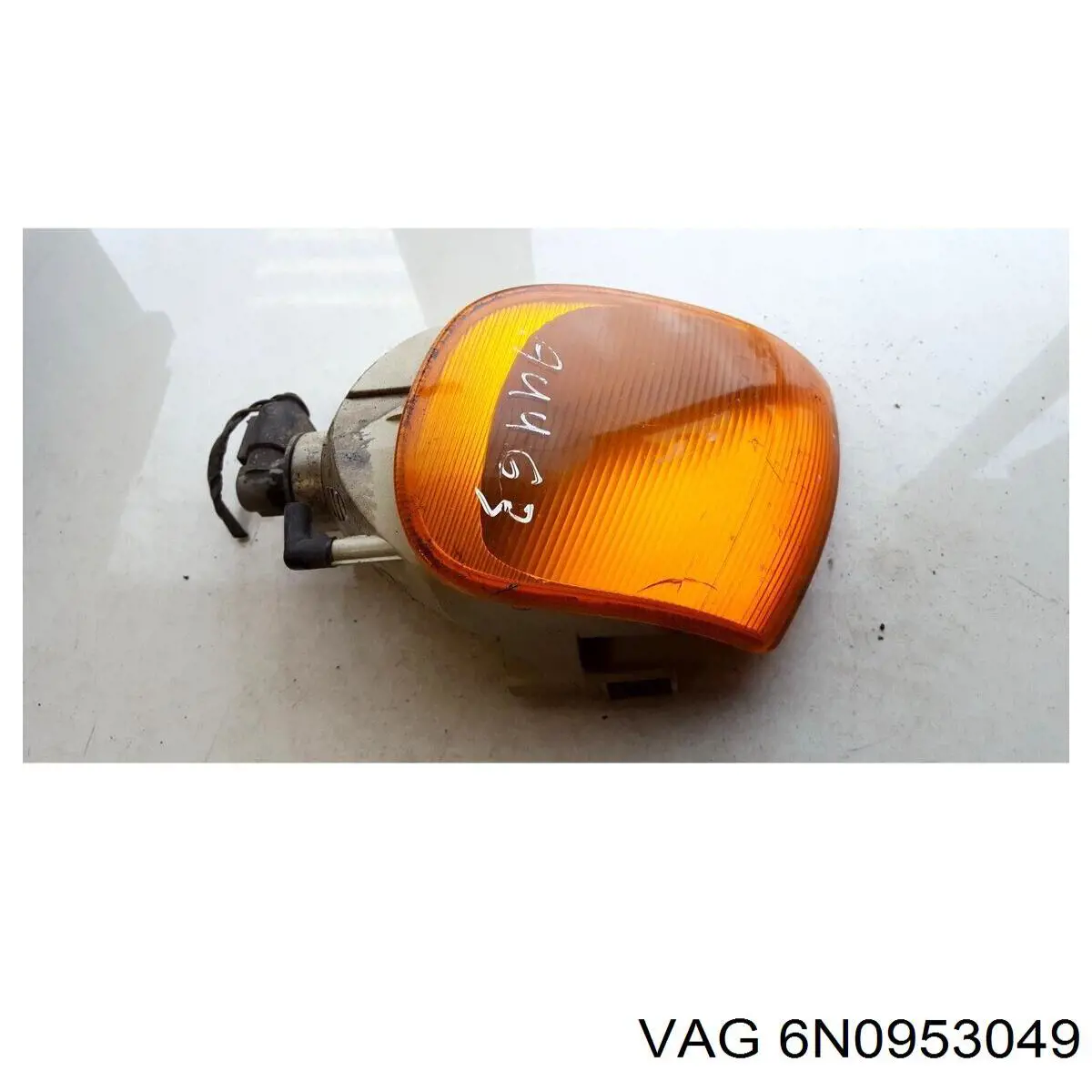 Купити 6N0953049 VAG Лівий ліхтар покажчика повороту