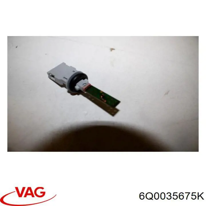  6Q0035675K VAG