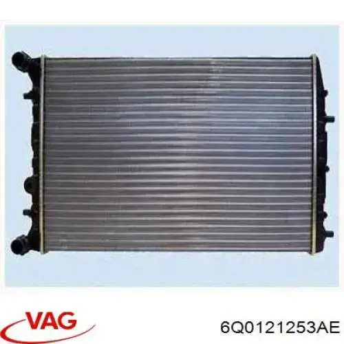 6Q0121253AE VAG радіатор охолодження двигуна
