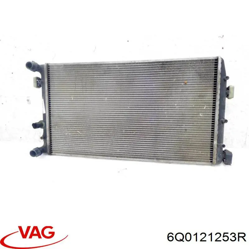 6Q0121253R VAG Радіатор охолодження двигуна