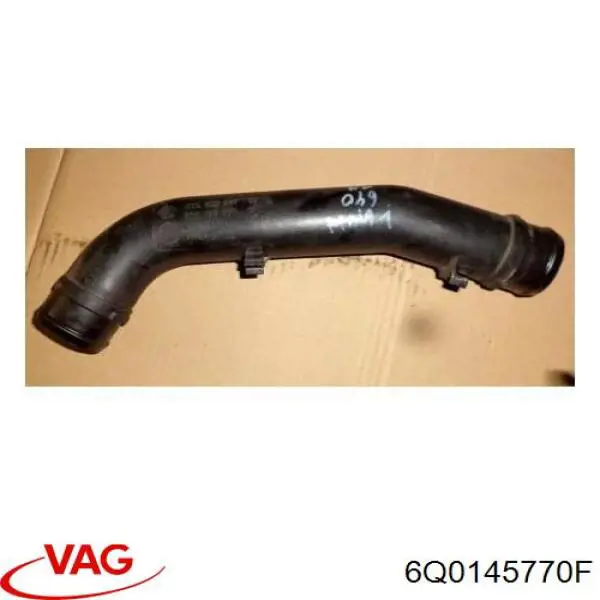 Купити 6Q0145770F VAG Шланг/патрубок интеркуллера