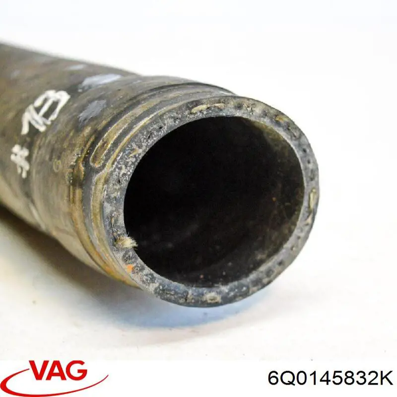 Шланг/патрубок интеркуллера VAG 6Q0145832K ціна, від 19.29 USD