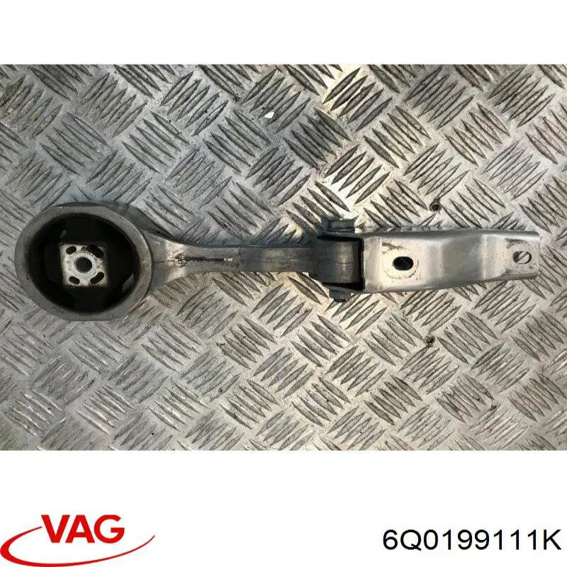 Кронштейн подушки (опори) двигуна, лівої VAG 6Q0199111K