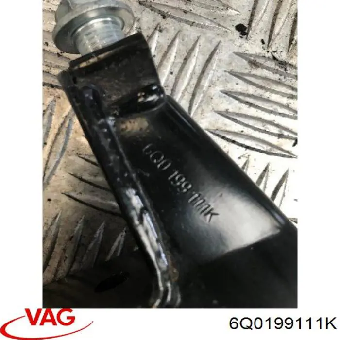 6Q0199111K VAG Кронштейн подушки (опори) двигуна, лівої