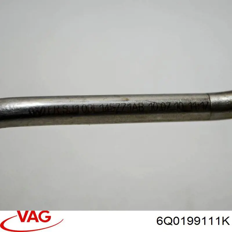 Купити 6Q0199111K VAG Кронштейн подушки (опори) двигуна, лівої