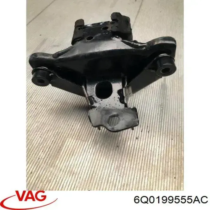 Купити 6Q0199555AC VAG Подушка (опора) двигуна, ліва