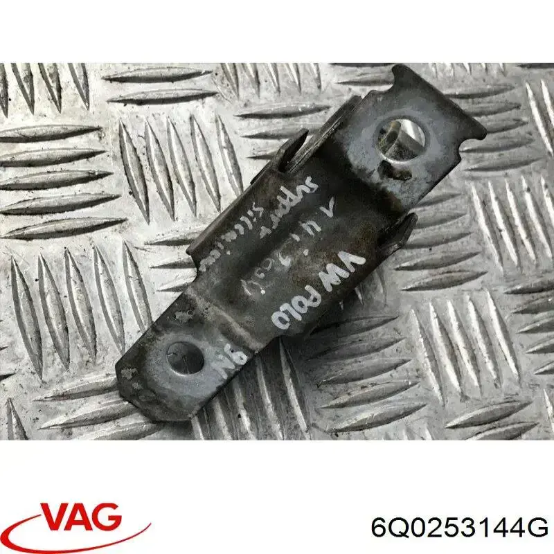 6Q0253144G VAG Кронштейн кріплення глушника