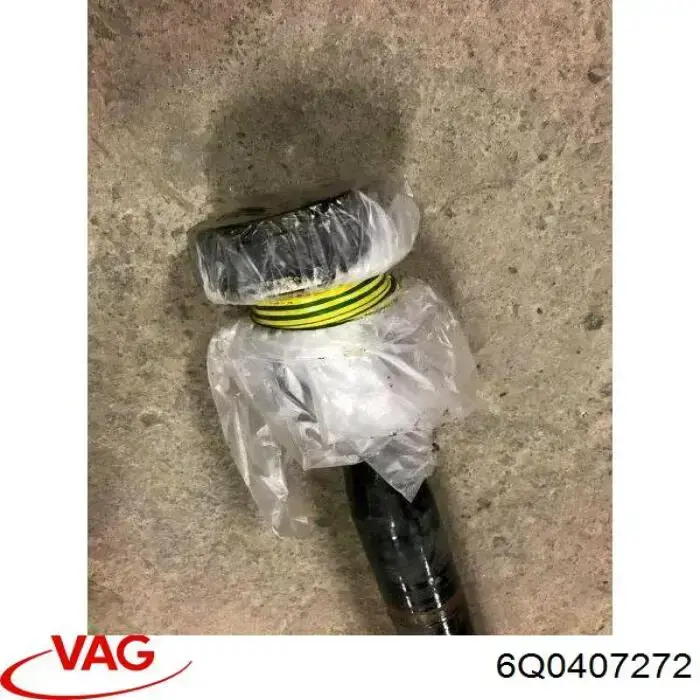 Піввісь права 6Q0407272 VAG