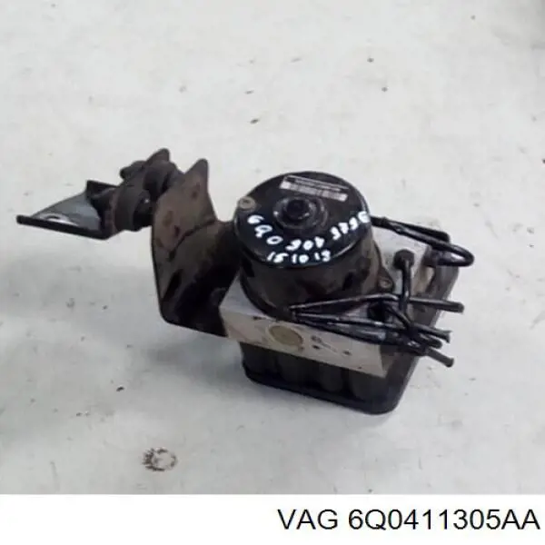 Стабілізатор передній VAG 6Q0411305AA