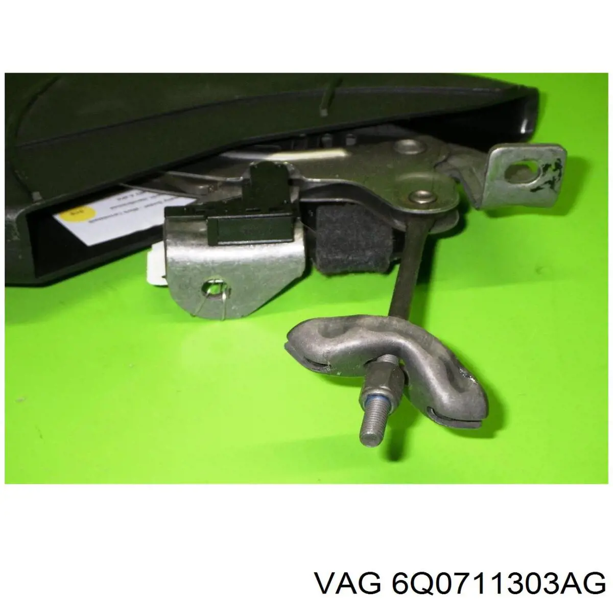 Важіль ручника VAG 6Q0711303AG ціна, від 63.81 USD
