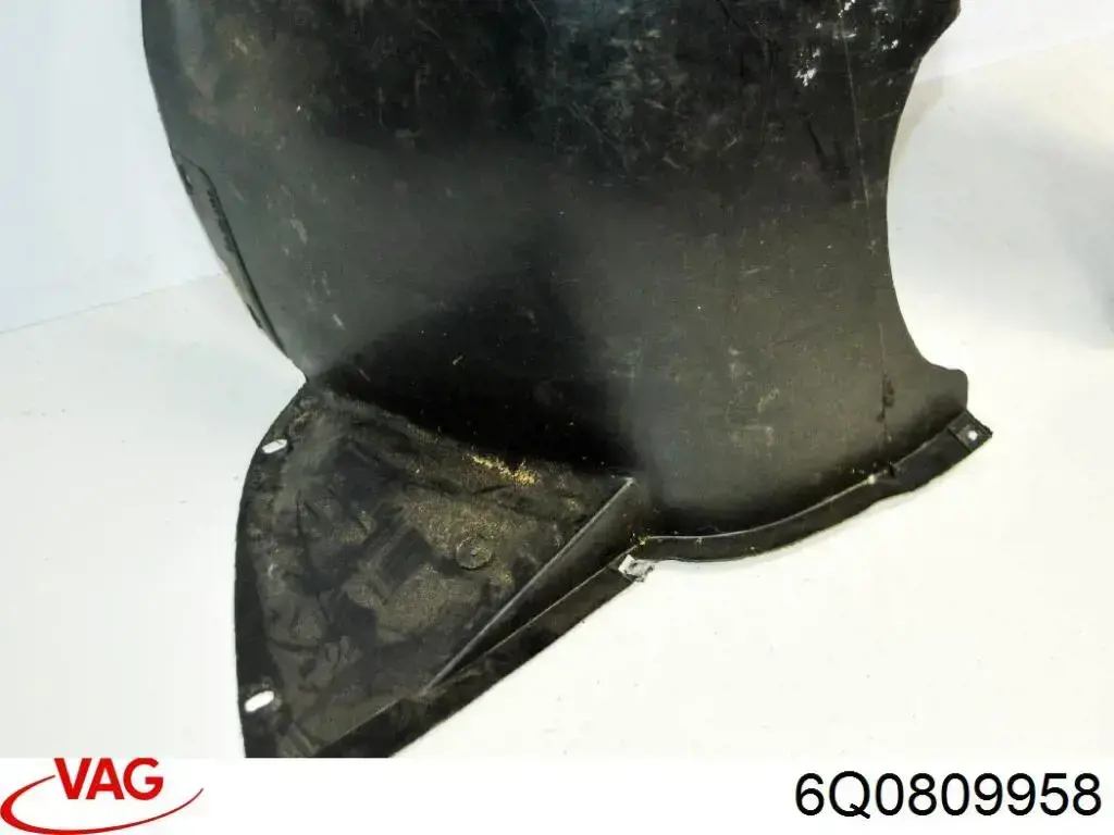 Підкрилок передній правий 6Q0809958 VAG