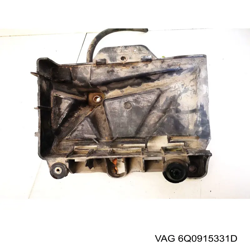 Кріплення / підставка акумулятора (АКБ) VAG 6Q0915331D ціна, від 17.24 USD