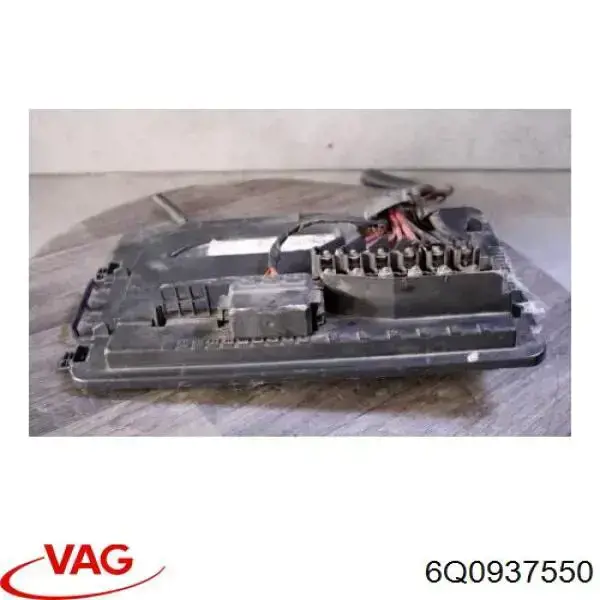 Монтажний блок VAG 6Q0937550