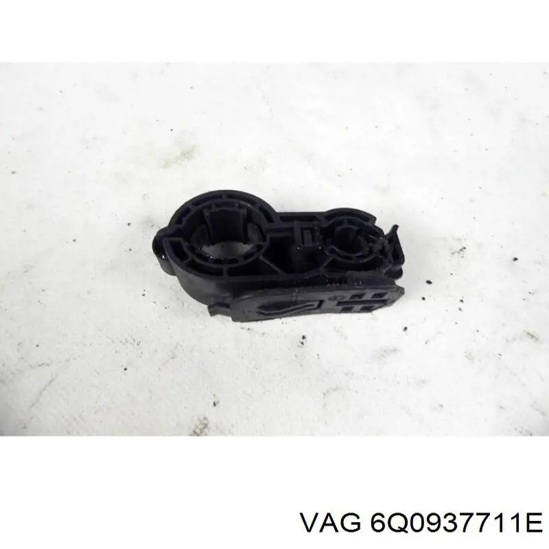  VAG 6Q0937711E