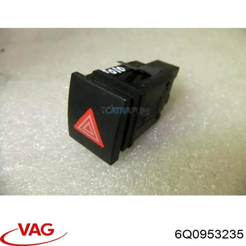  Кнопка аварійки Volkswagen Polo 5