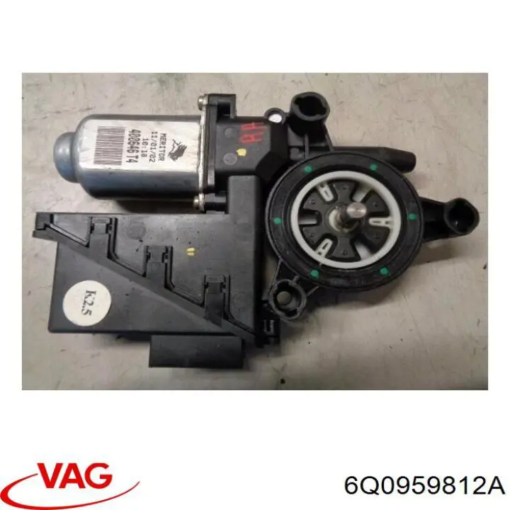 Мотор склопідйомника дверей задніх, правих VAG 6L4839752G ціна, від 28.22 USD