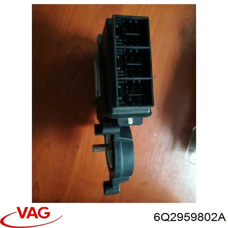 Купити 6Q2959802A01H VAG Двигун склопідіймача двері передньої, лівої