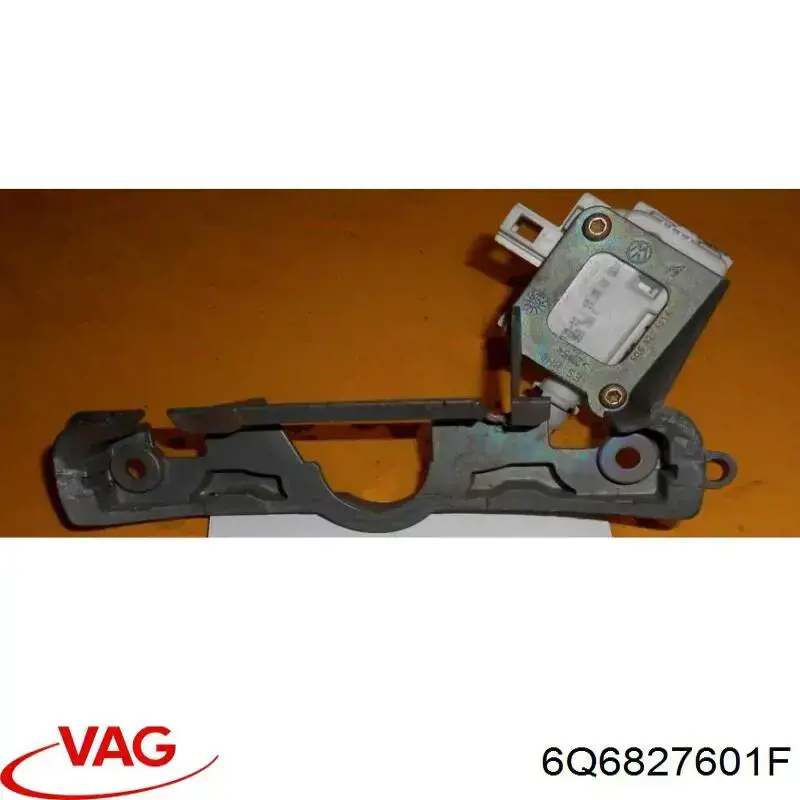  VAG 6Q6827601F