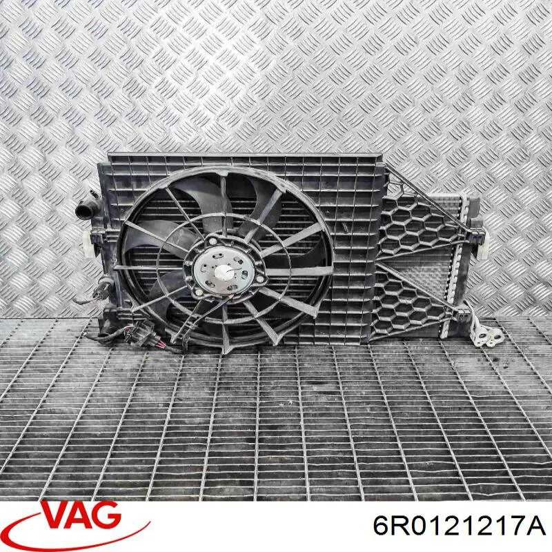 Дифузор (кожух) радіатора охолодження VAG 6R0121217A ціна, від 13.94 USD