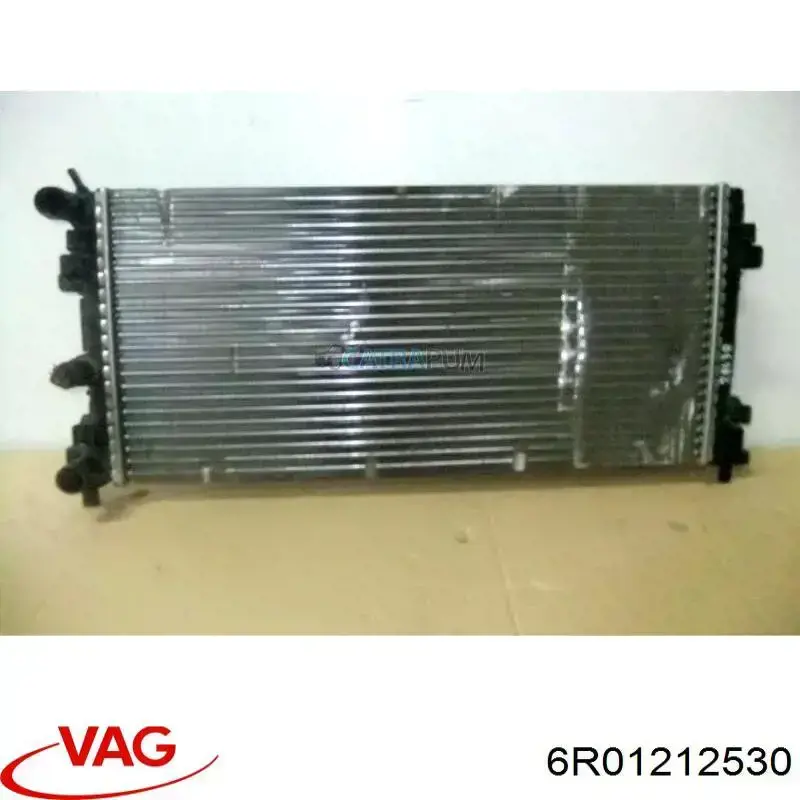 Радіатор основний VAG 6R01212530 ціна, від 40.75 USD
