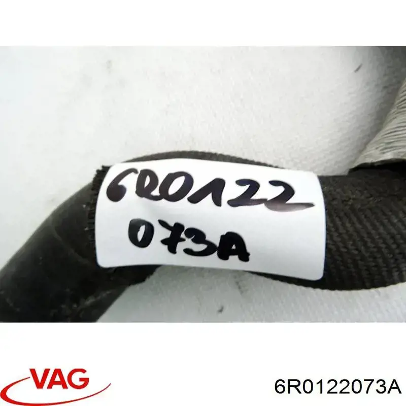 Шланг/патрубок радіатора охолодження, верхній VAG 6R0122073A ціна, від 46.23 USD