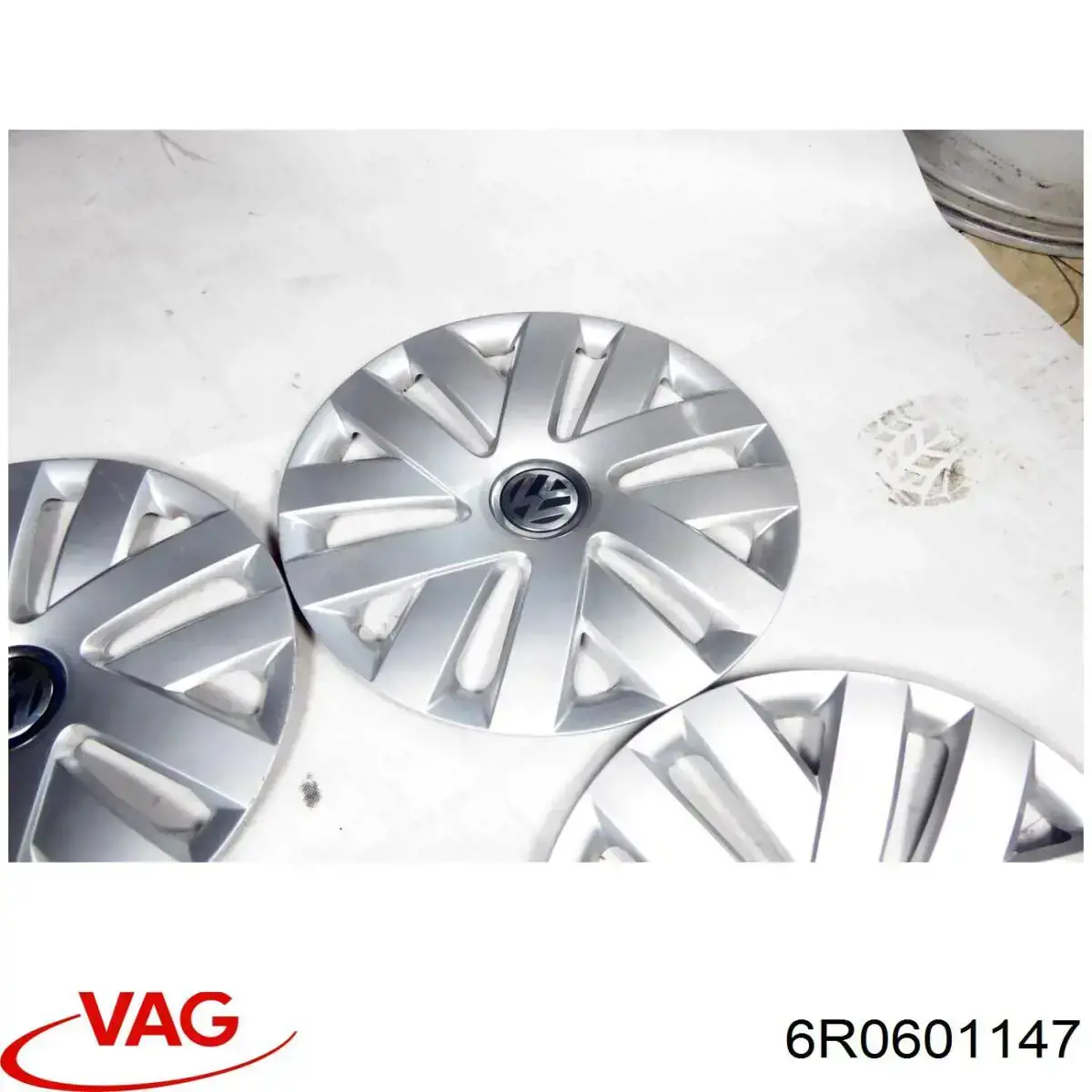 Ковпаки на диски VAG 6R0601147 ціна, від 54.95 USD