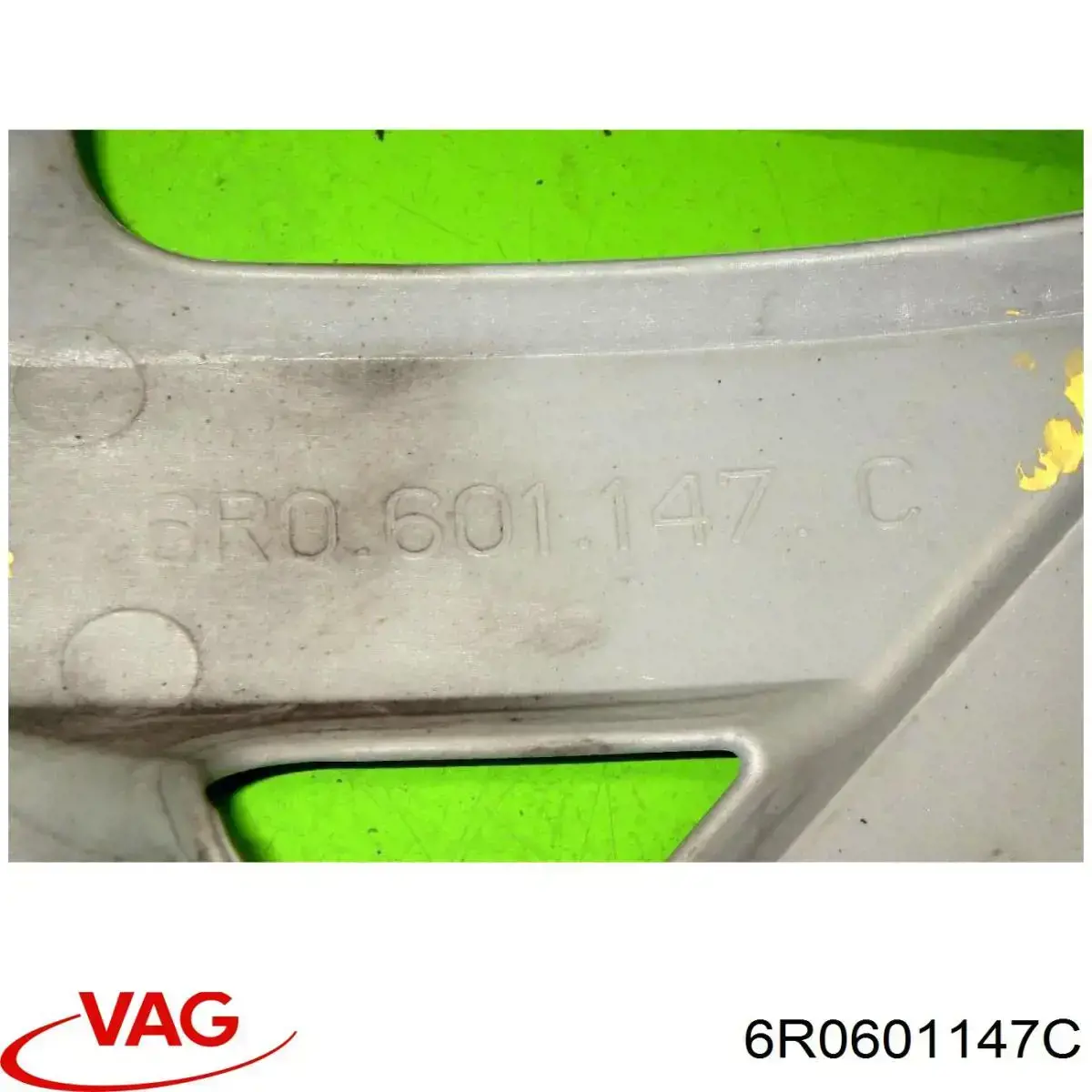 Ковпаки на диски VAG 6R0601147C ціна, від 14.06 USD