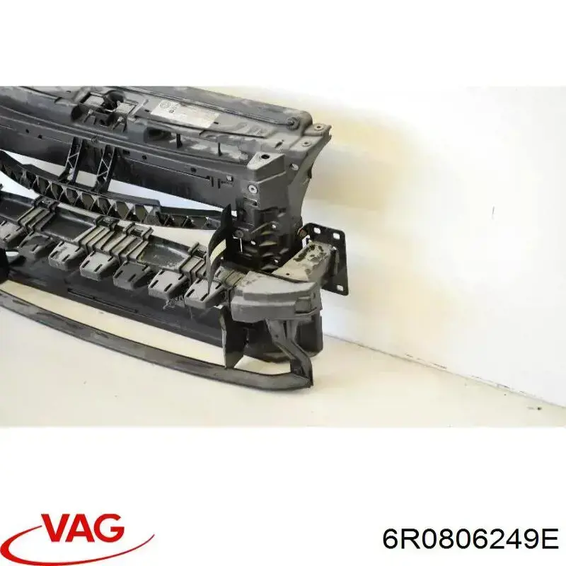 6R0806249E VAG накладка верхня передньої панелі/супорту радіатора