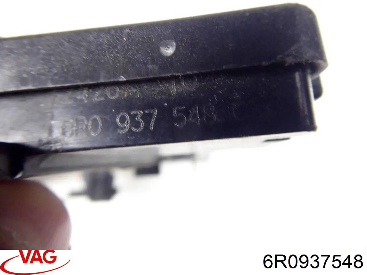 Купити 6R0937548 VAG Корпус запобіжників