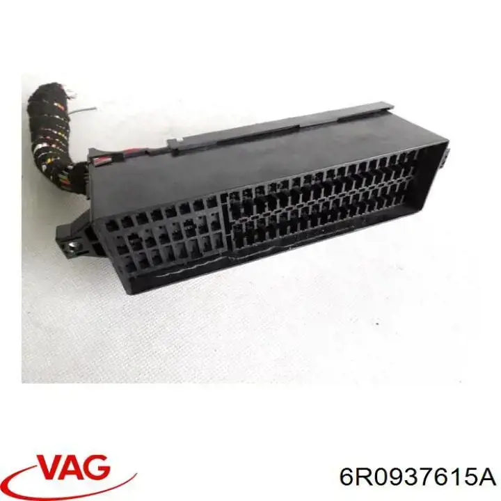 Купити 6R0937615A VAG Корпус запобіжників