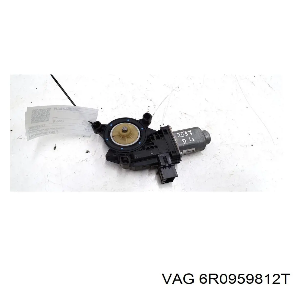 6R0959812T VAG Мотор склопідйомника дверей передніх, правих