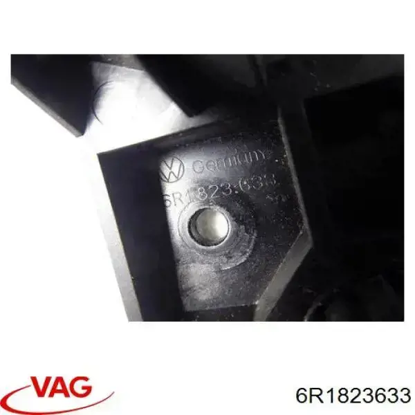 Кронштейн ручки відкривання капота 6R1823633 VAG