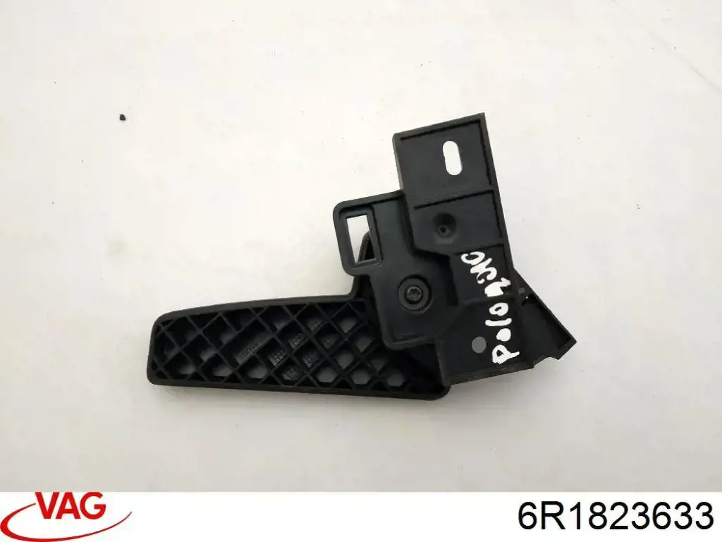 6R1823633 VAG Кронштейн ручки відкривання капота
