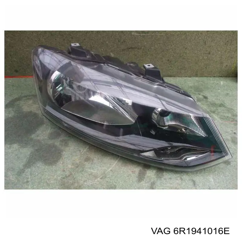 Основна фара - вставка VAG 6R1941016E ціна, від 71.01 USD