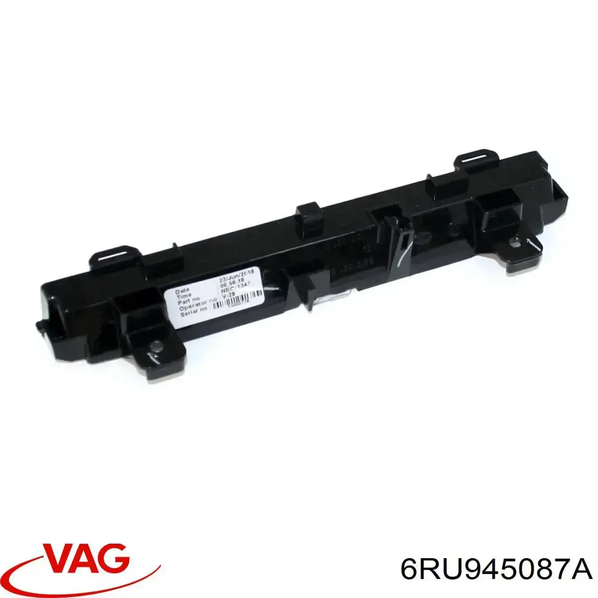 Стоп-сигнал заднього скла на Volkswagen Jetta VI 162, 163, AV3, AV2, AY2, AY3