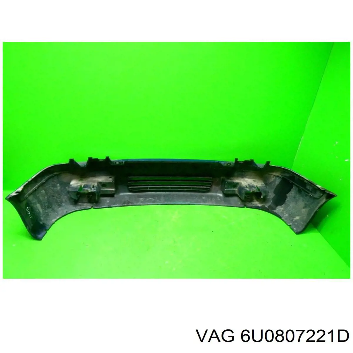 6U0807221D VAG Бампер передній в зборі