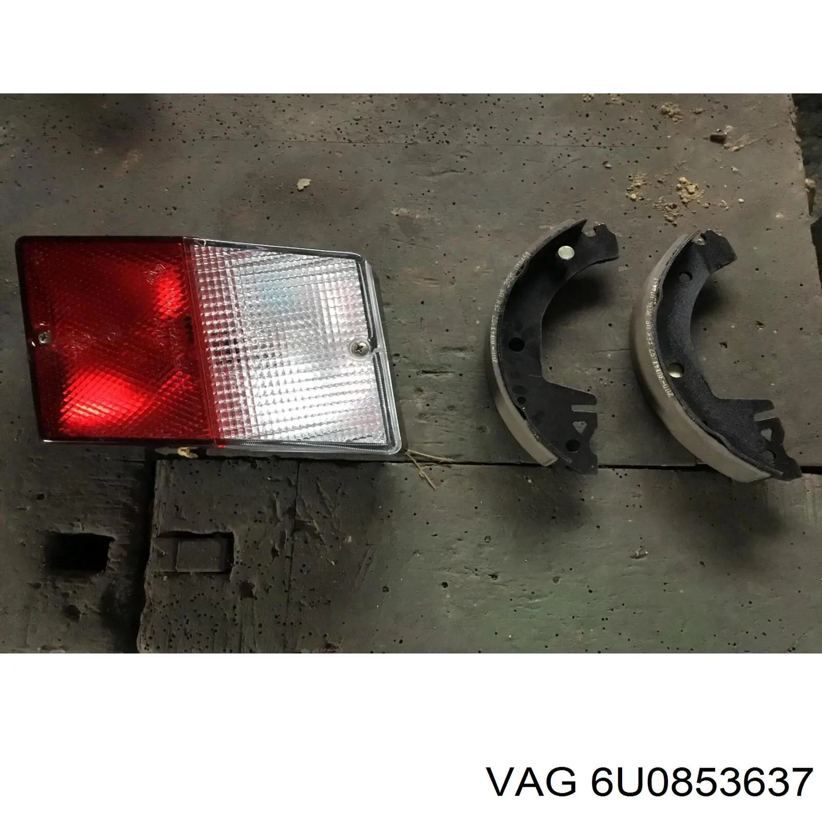 6U0853637A VAG емблема кришки багажника, фірмовий значок