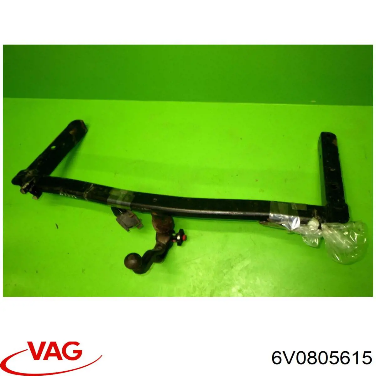 6V0805615 VAG Крюк буксирувальний передній
