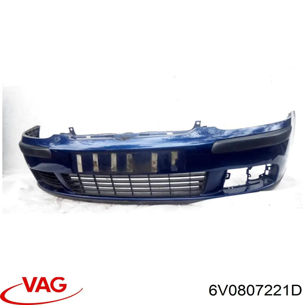 Купити 6V0807221D VAG Буфер (бампер) передній