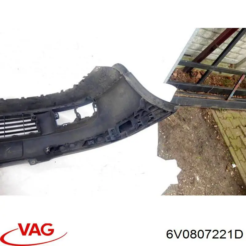 Бампер на авто VAG 6V0807221D ціна, від 53.80 USD