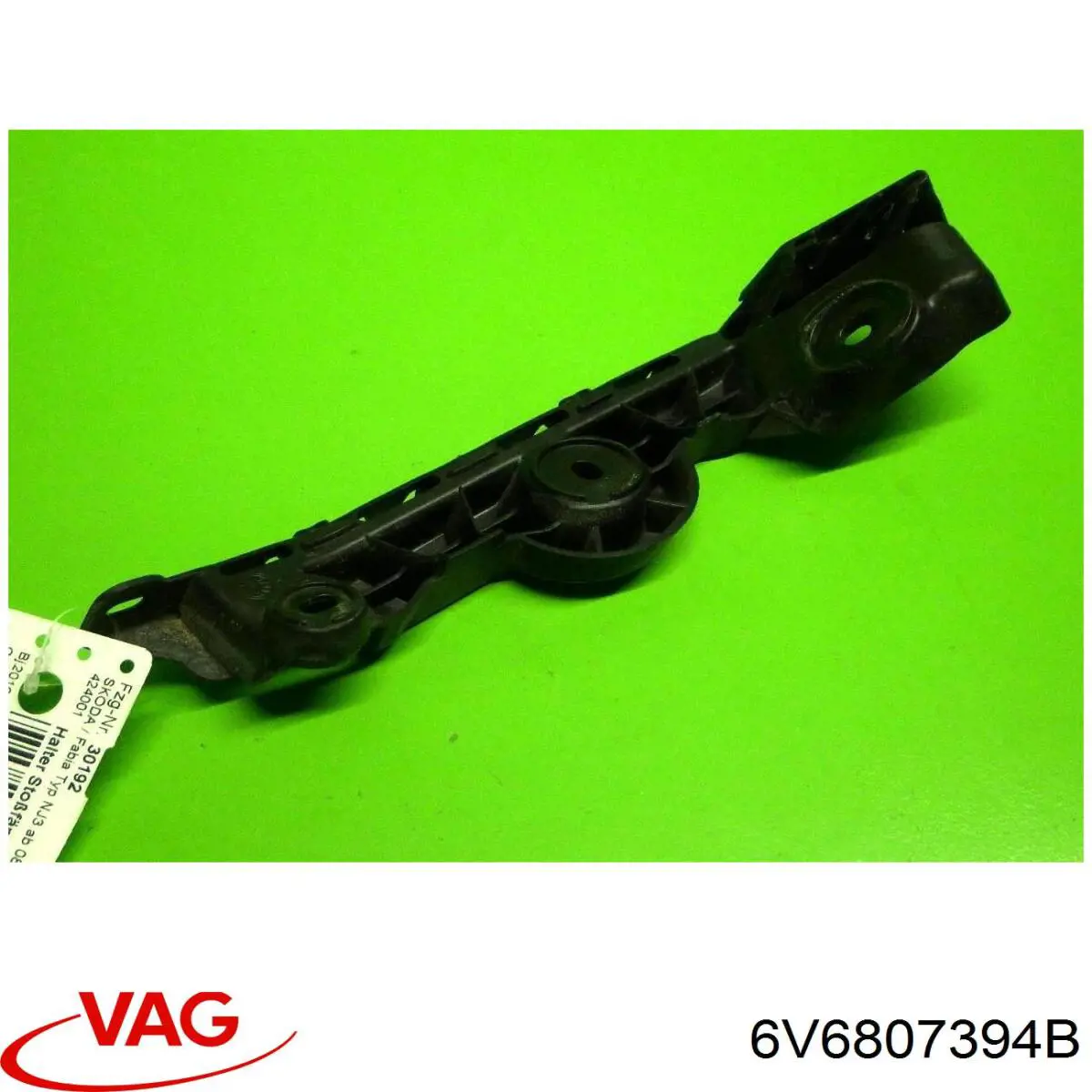 Направляюча заднього бампера, права VAG 6V6807394B ціна, від 22.57 USD
