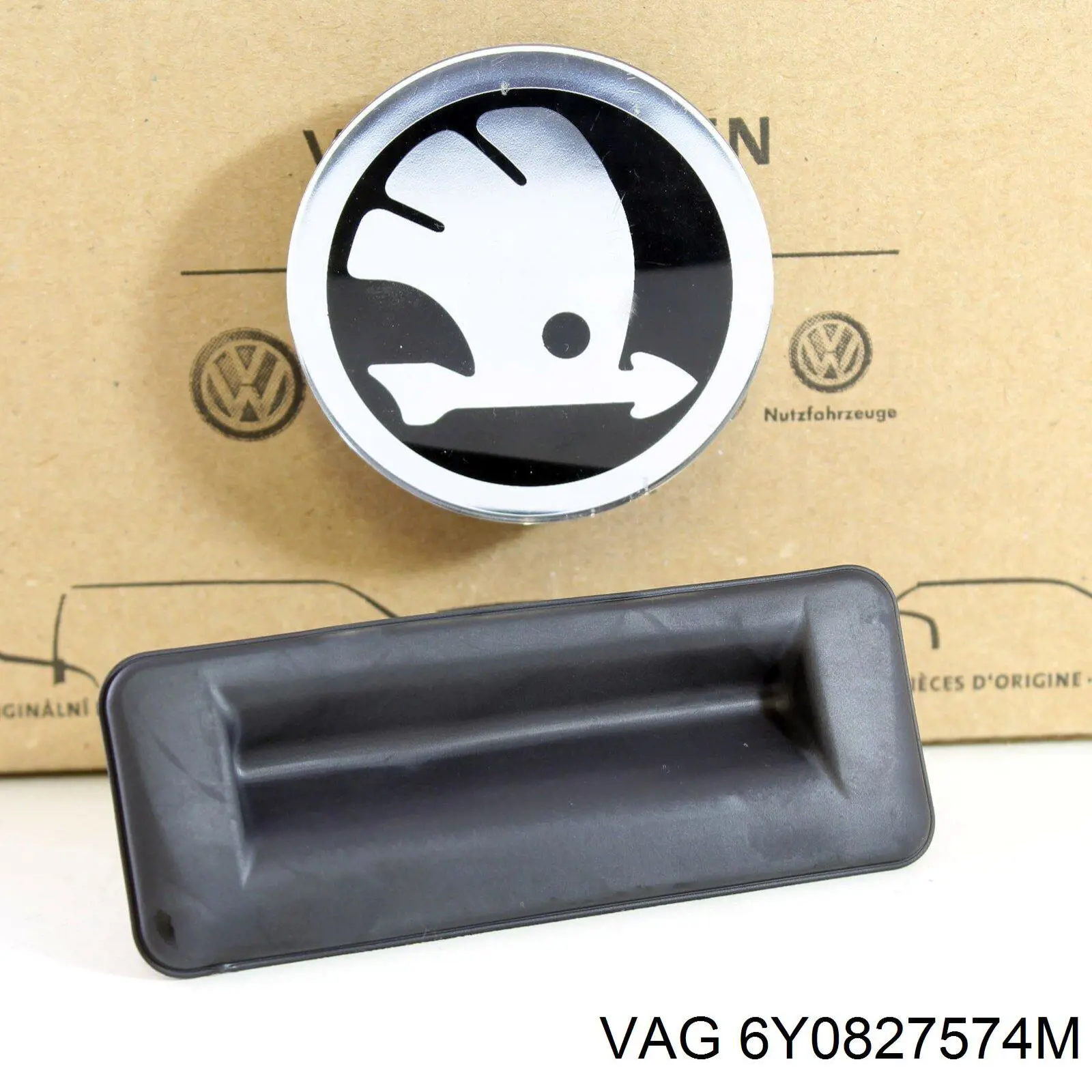 Ручка 5-й (3-й) двері зовнішня VAG 6Y0827574M