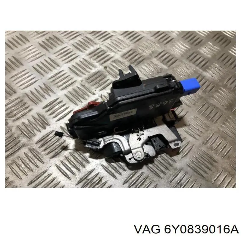 6Y0839016A VAG Замок задньої дверї, правої