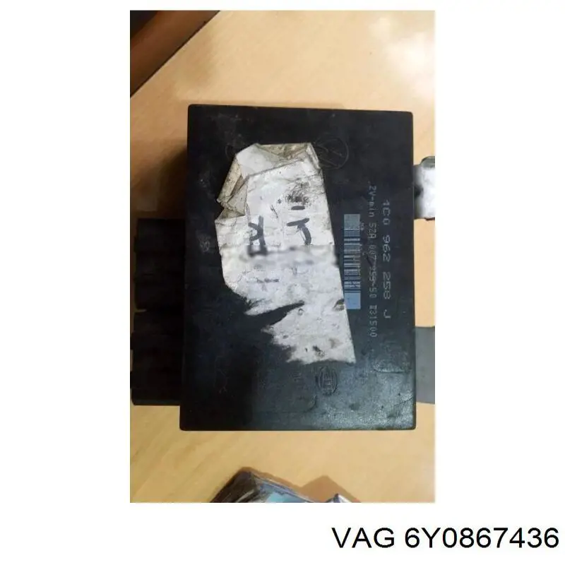  VAG 6Y0867436