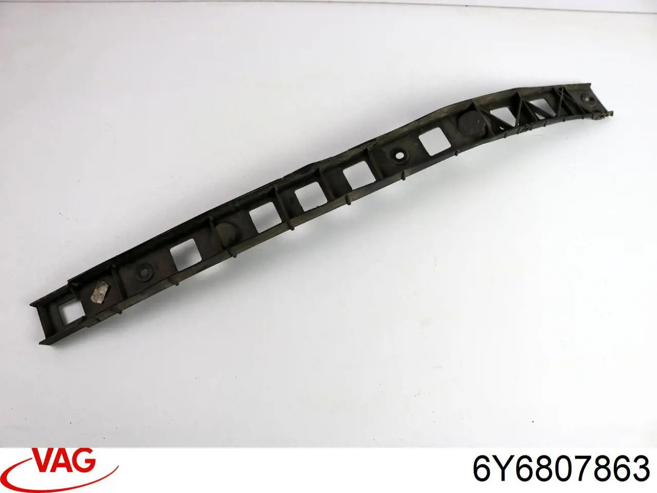 6Y6807863 VAG 