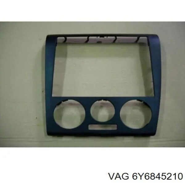 Скло-кватирка двері, задній, правій VAG 6Y6845210