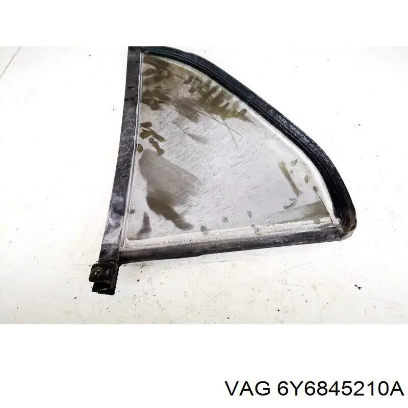 Задня кватирка права VAG 6Y6845210A ціна, від 12.67 USD