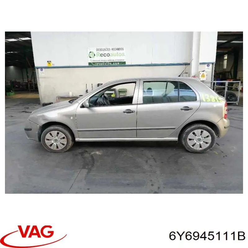 Ліхтар задній лівий VAG 6Y6945111B ціна, від 25.34 USD