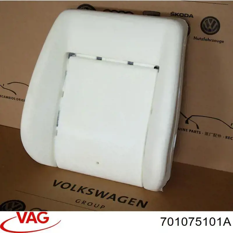 Комплект задніх бризковиків VAG 701075101A